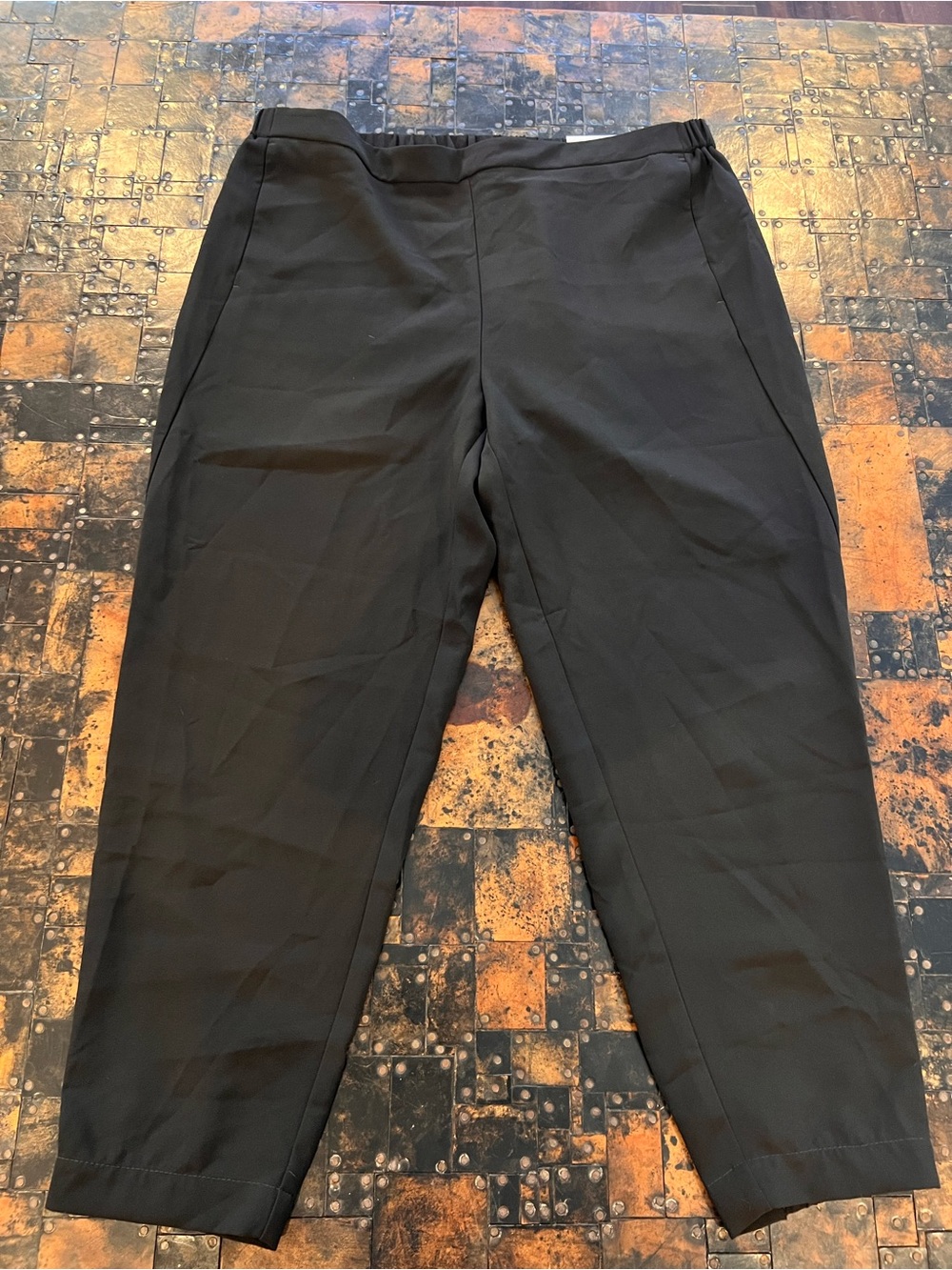 Chico's Black Pull-On Relaxed Women's Trousers